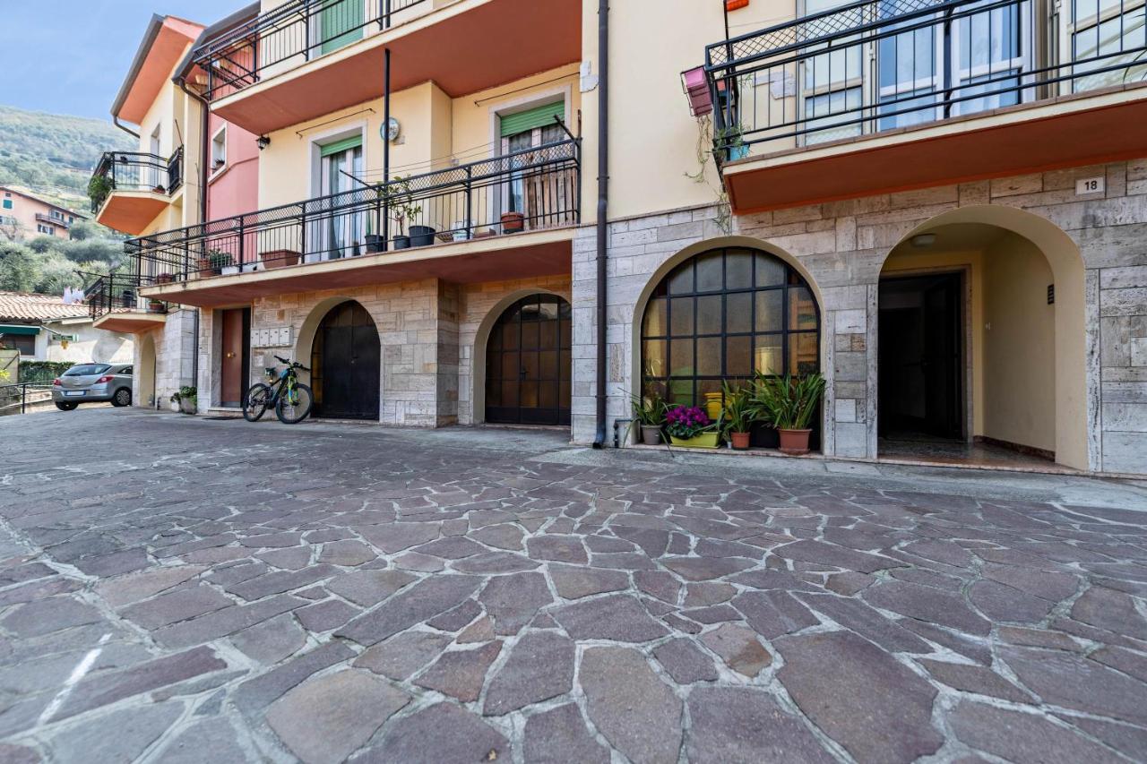 La Casa Di Martin Appartement Brenzone sul Garda Buitenkant foto